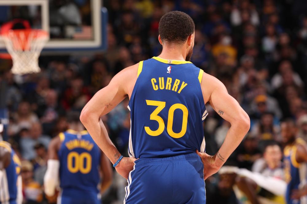 虽然阿贾克 虽然阿贾克