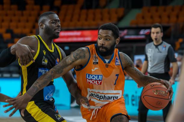 顶级足球战 顶级足球战